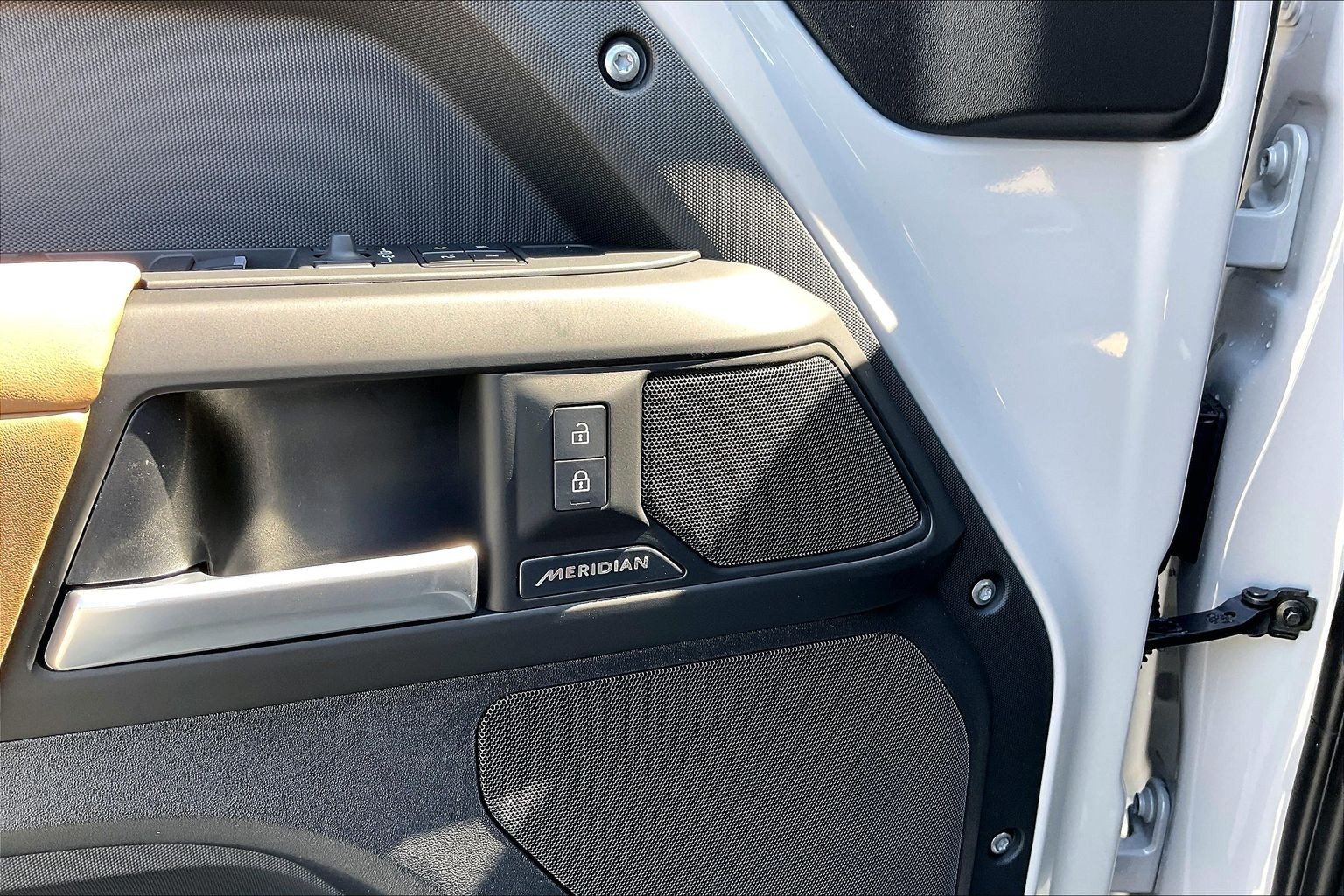 New 2026 Land Rover Defender 110 S AWD/4WD image 26
