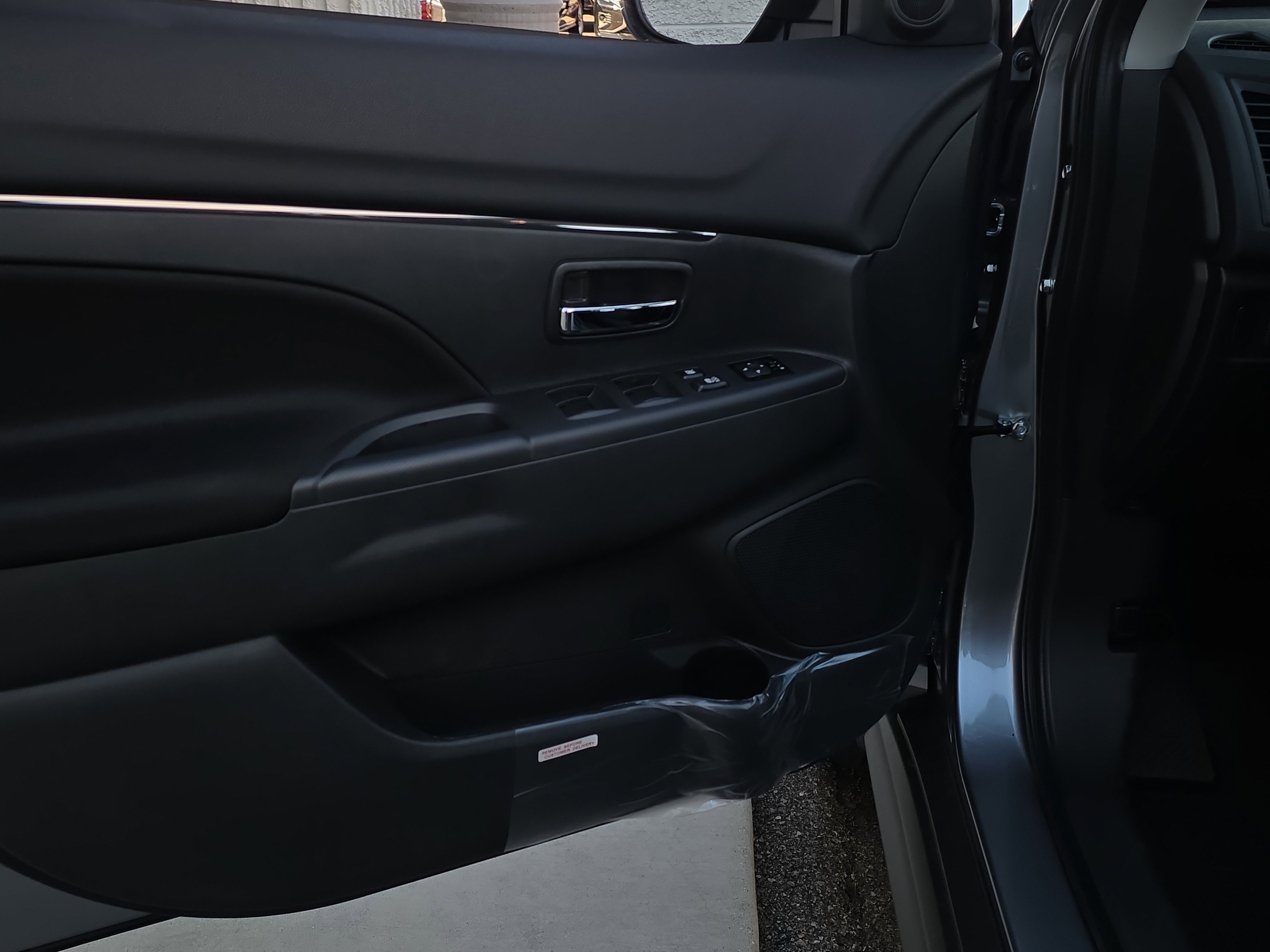 New 2025 Mitsubishi Outlander Sport ES image 6