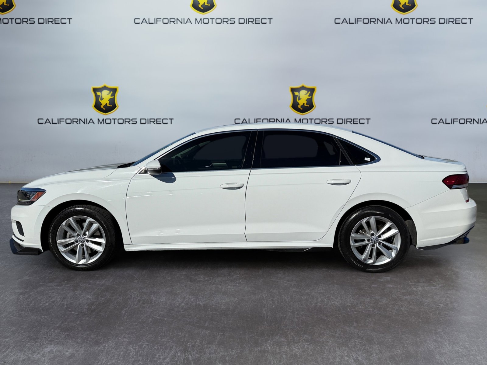 Used 2020 Volkswagen Passat 2.0T SE w/ Sunroof Package image 2