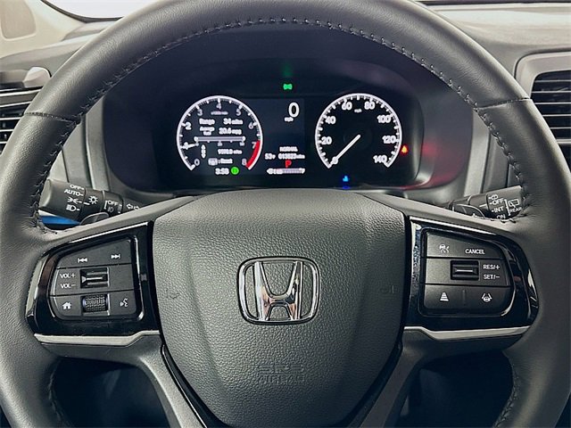 Used 2025 Honda Odyssey Touring image 12