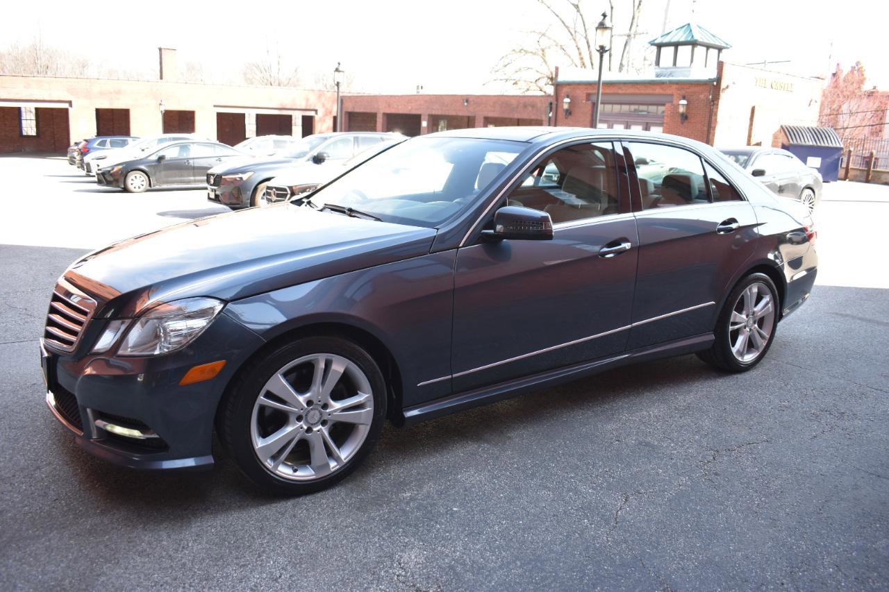 Used 2013 Mercedes-Benz E 350 Sedan image 7