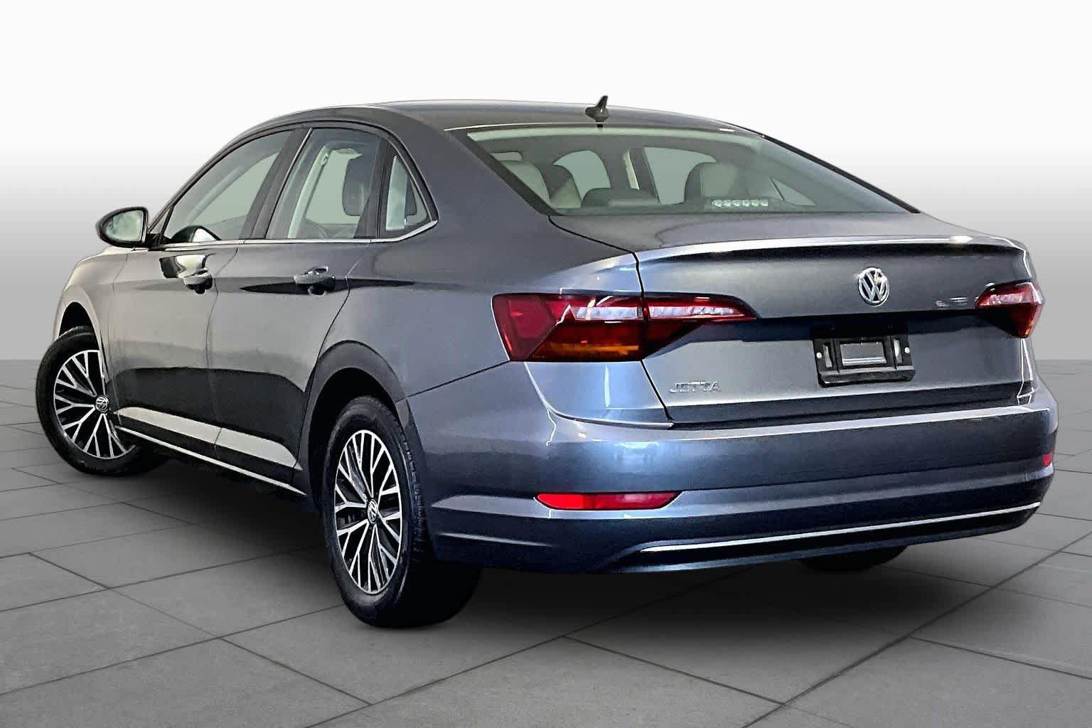 Used 2019 Volkswagen Jetta SE FWD image 12