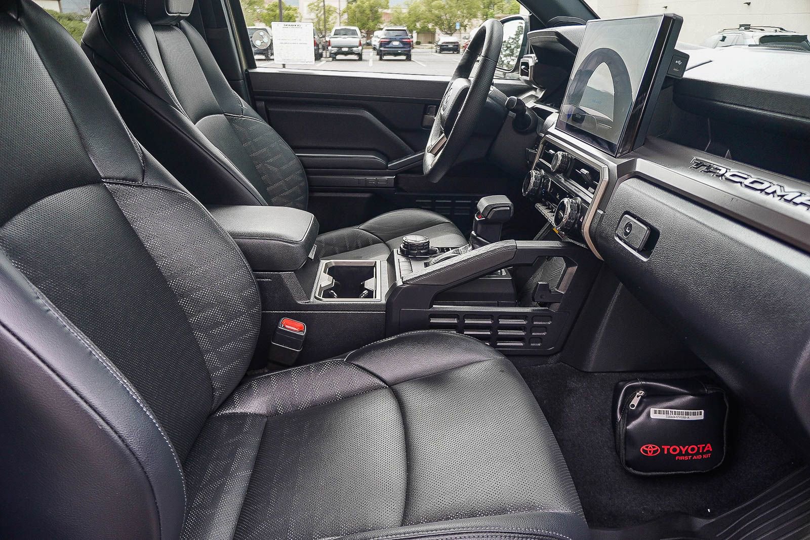 Certified 2024 Toyota Tacoma TRD Sport w/ TRD Sport Premium Package AWD/4WD image 23