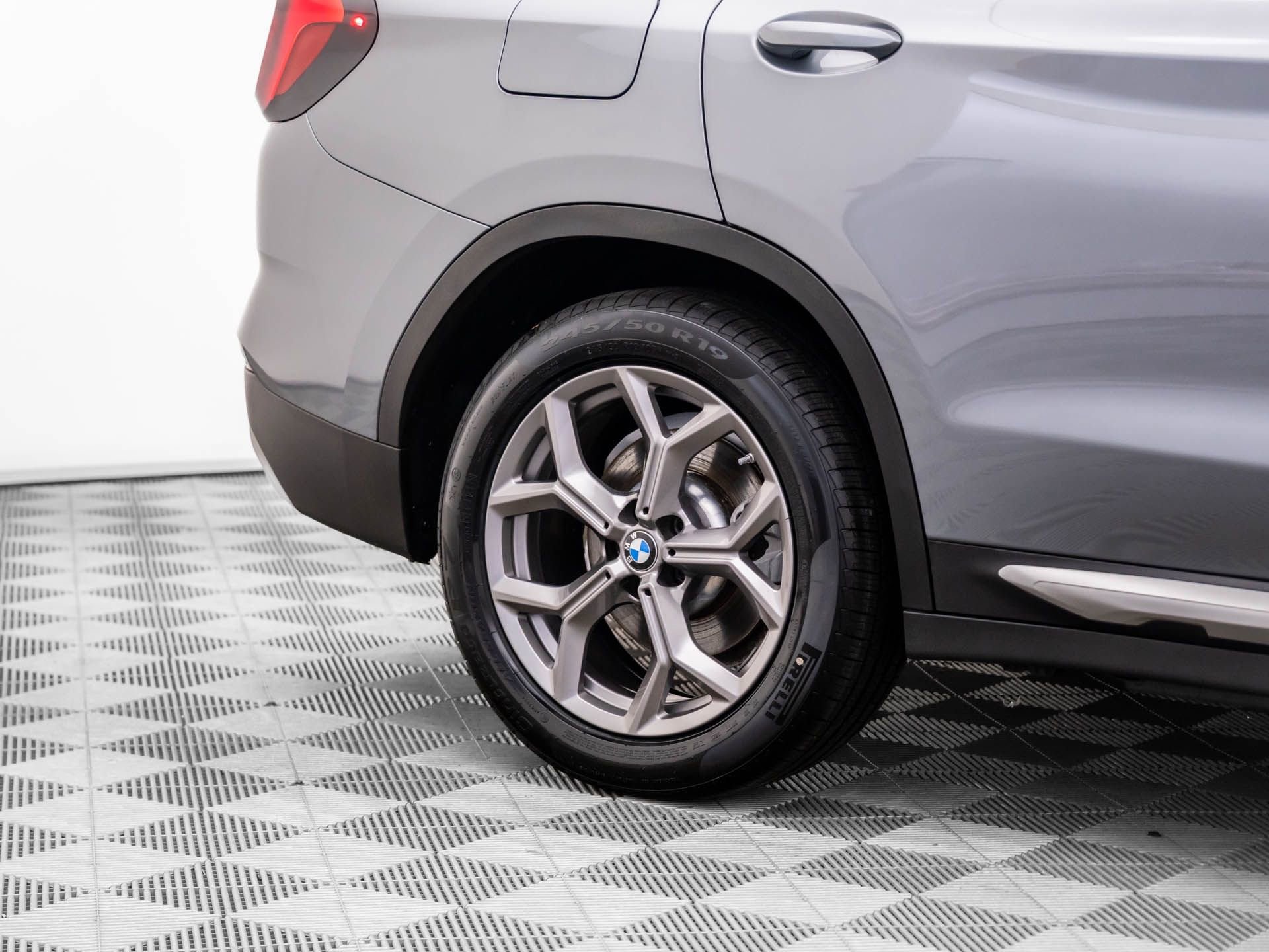 Certified 2024 BMW X3 xDrive30i w/ Premium Package image 40