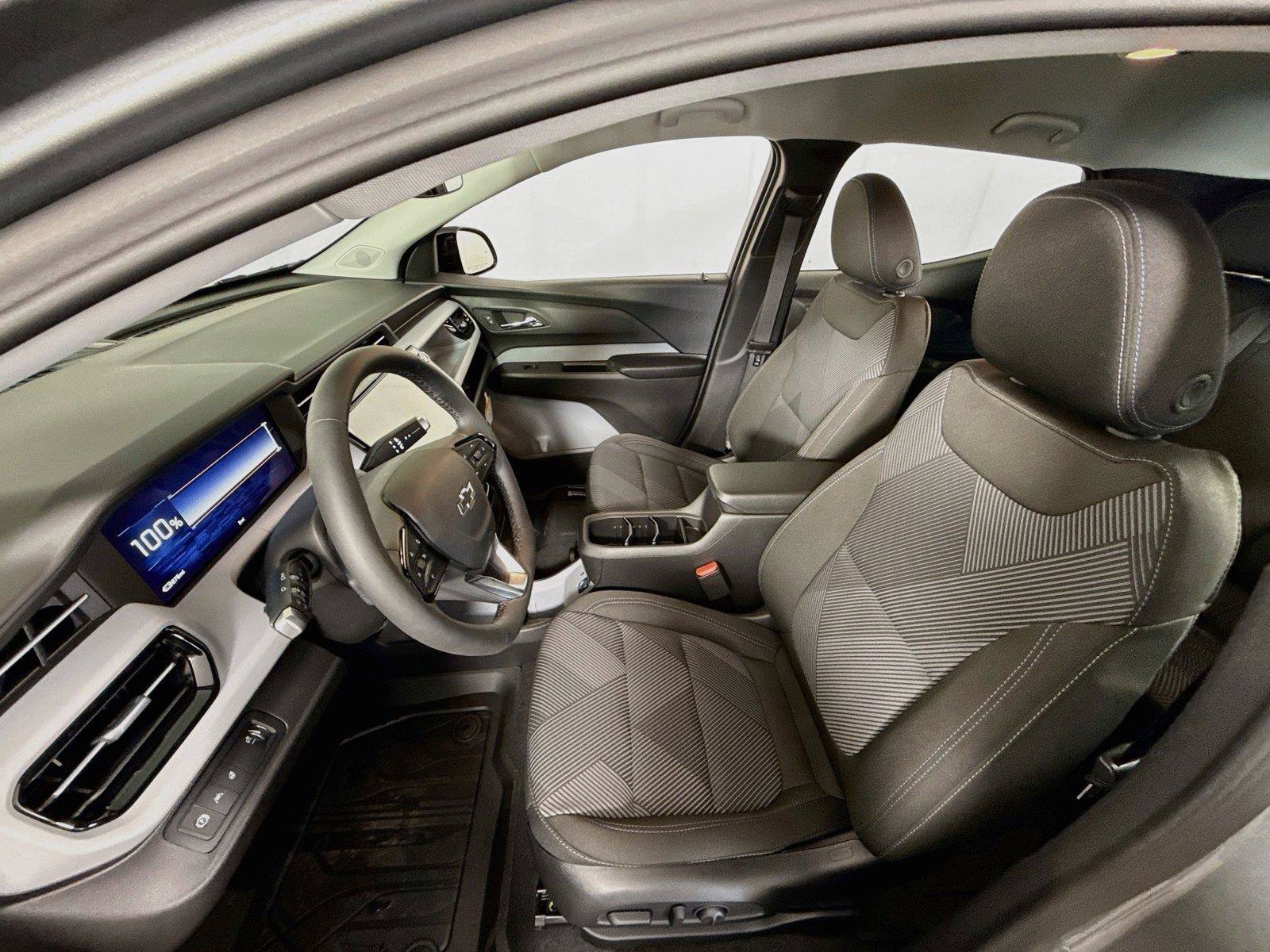 New 2027 Chevrolet Bolt LT w/ Comfort Package FWD image 15