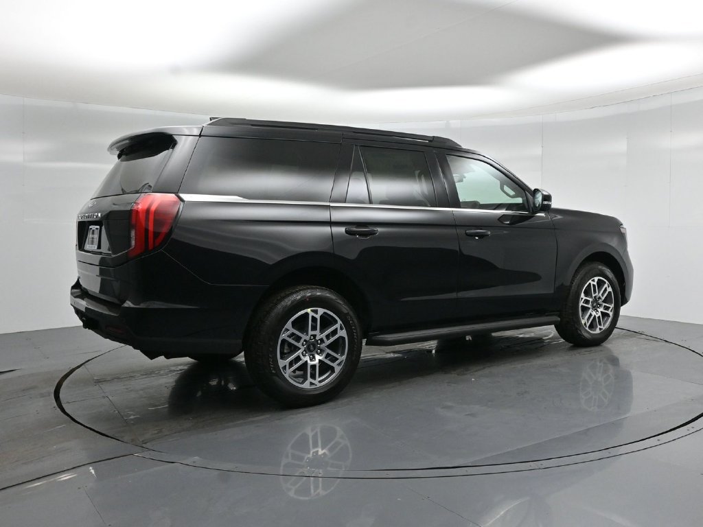 New 2026 Ford Expedition Active AWD/4WD image 26