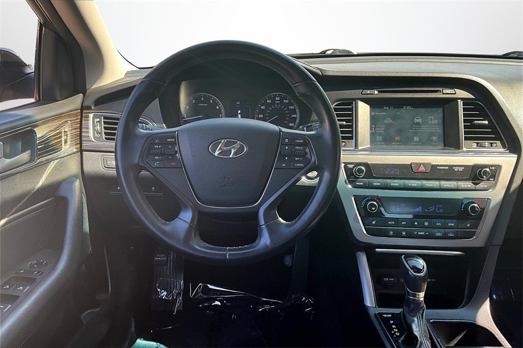 Used 2016 Hyundai Sonata Limited w/ Cargo Package image 8