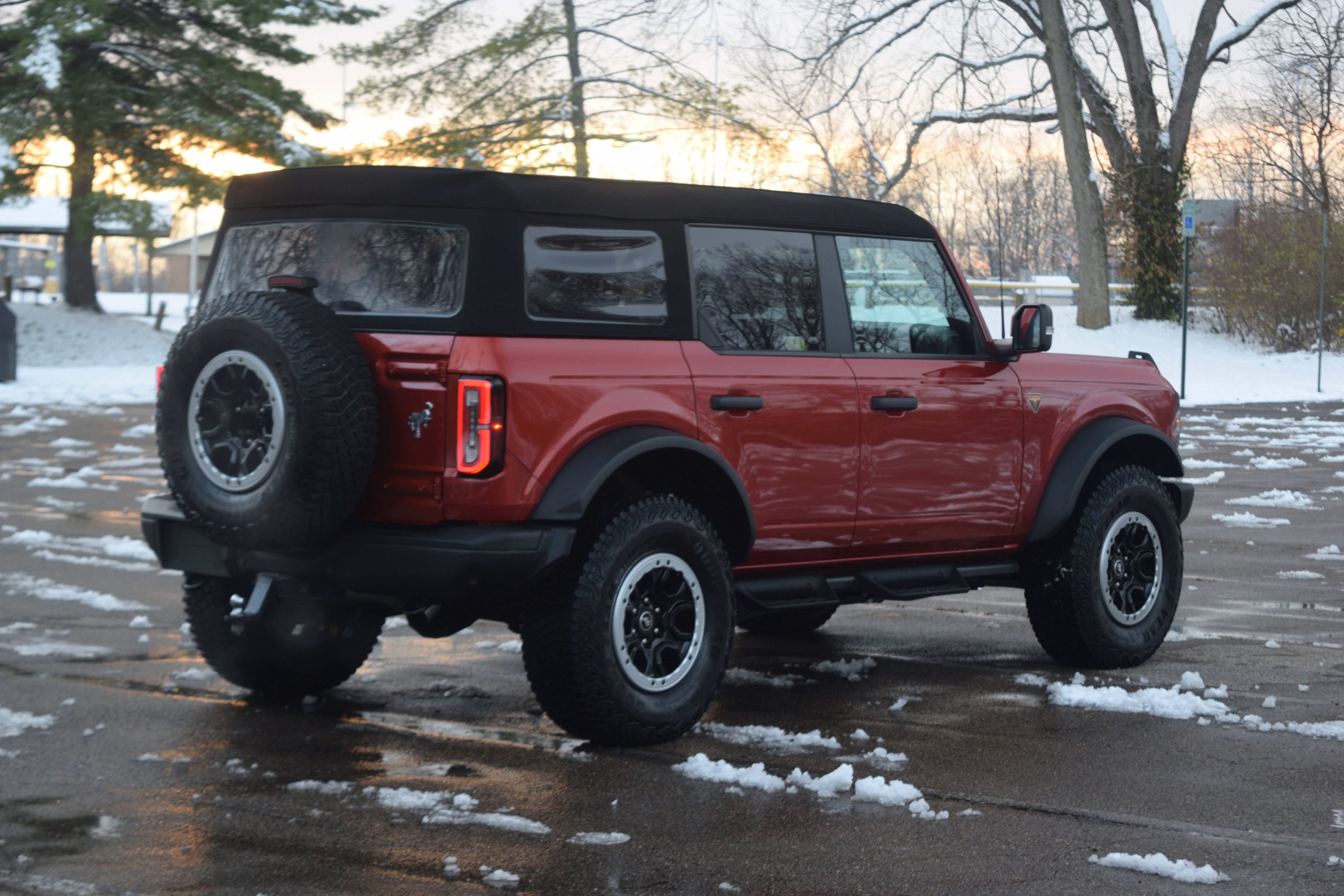 Used 2023 Ford Bronco Badlands w/ Sasquatch Package image 24