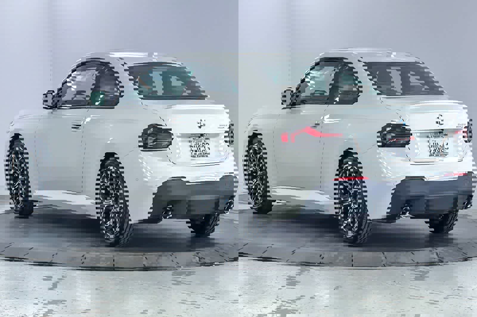 Used 2025 BMW 230i Coupe w/ Convenience Package image 6