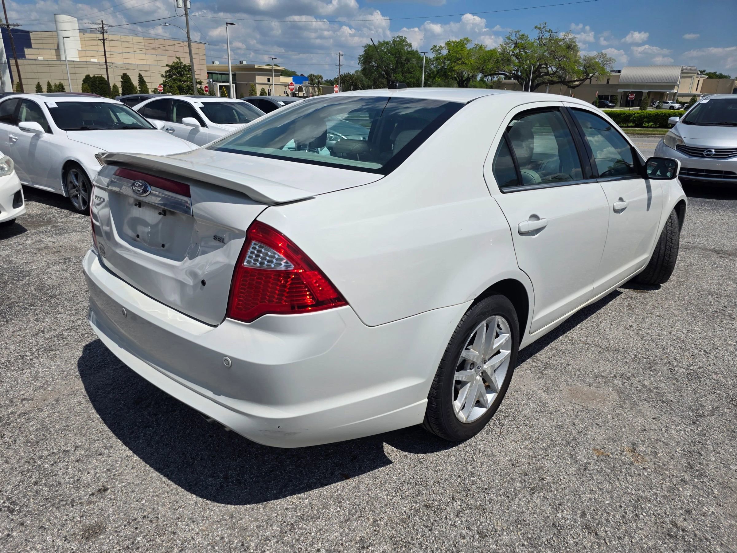 Used 2012 Ford Fusion SEL image 8