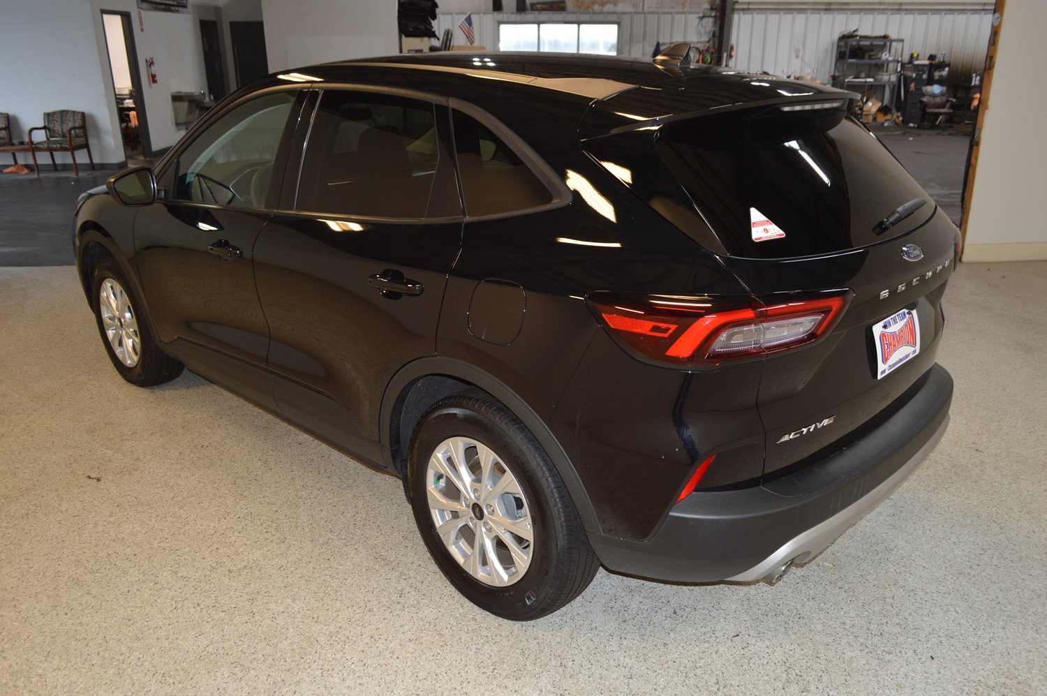 Used 2025 Ford Escape Active FWD image 5