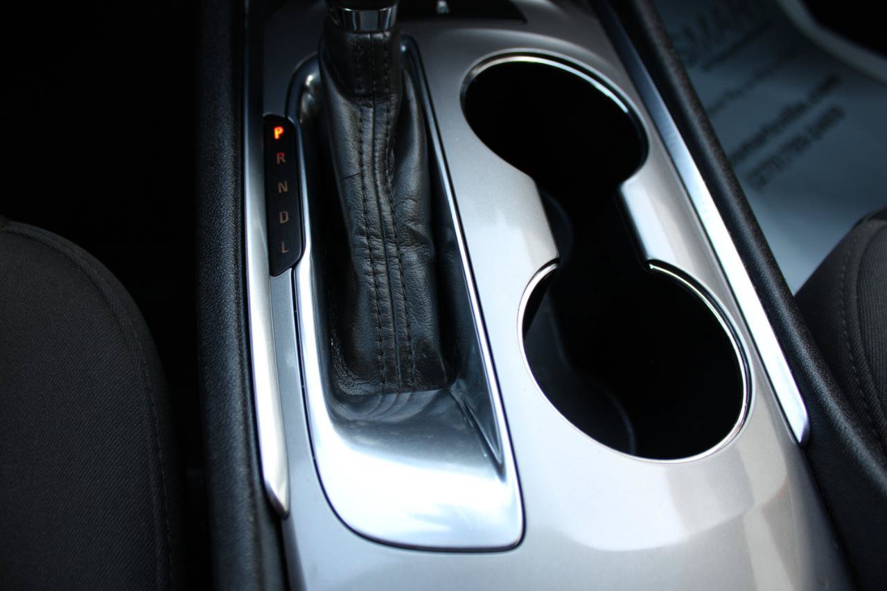 Used 2020 Chevrolet Malibu LT FWD image 29