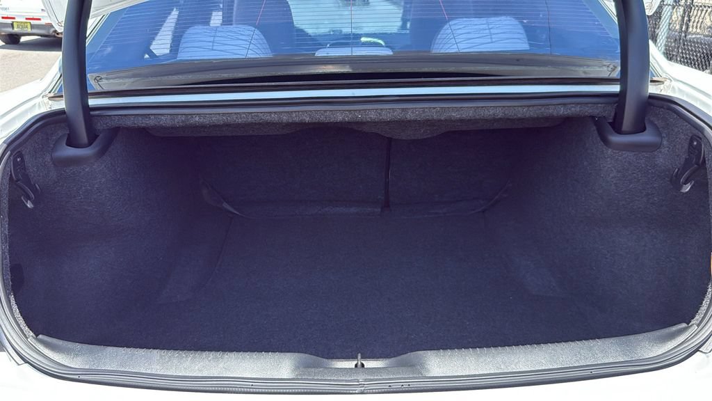 Used 2018 Chrysler 300 Touring L RWD image 13