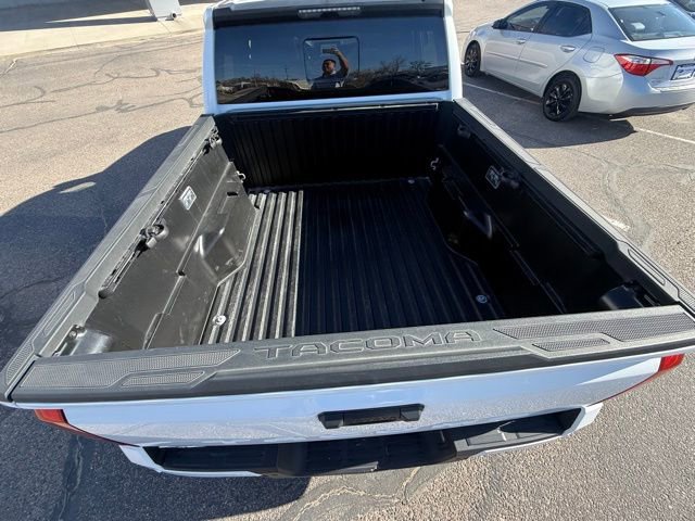 Used 2025 Toyota Tacoma SR5 image 9