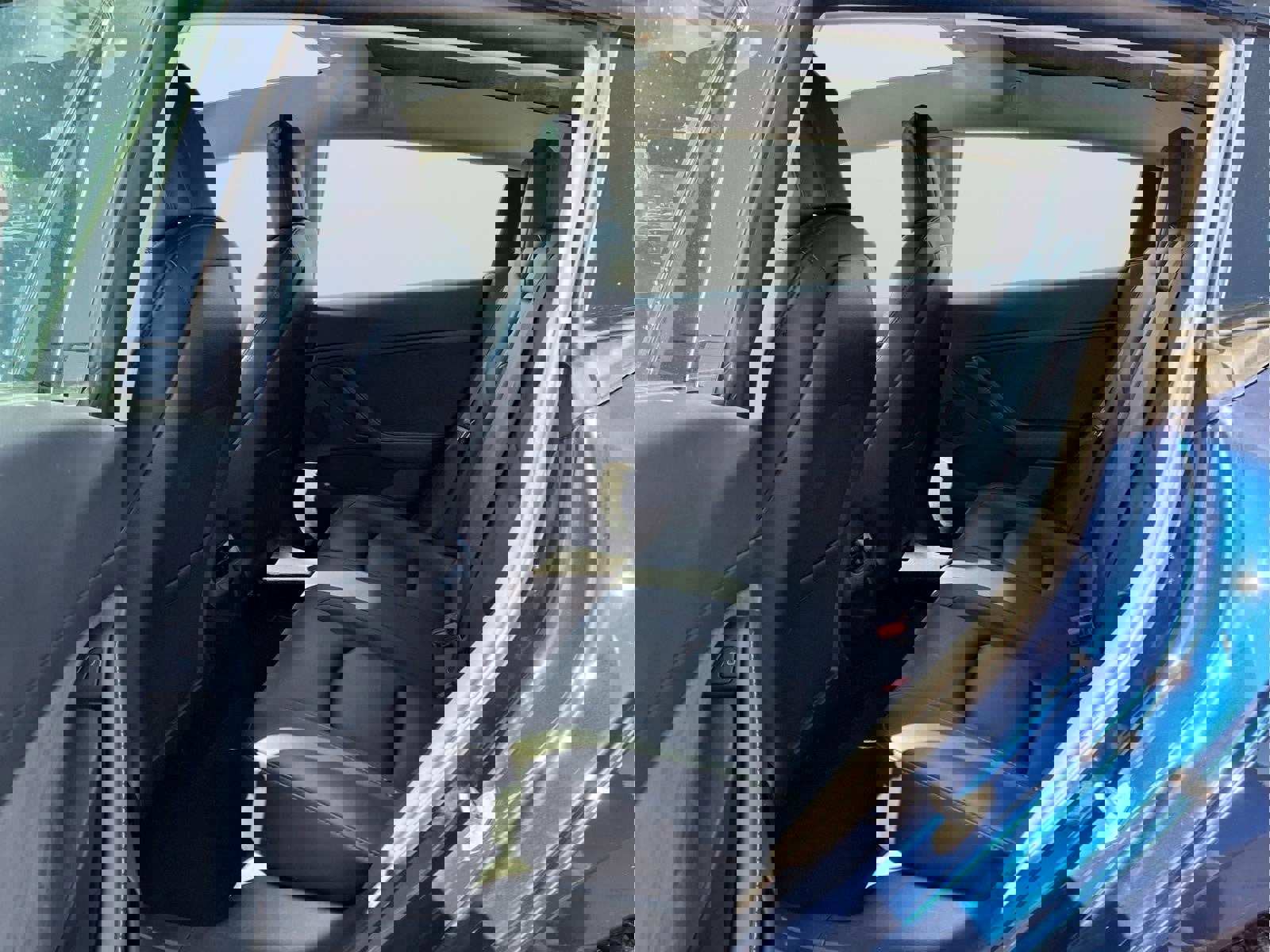 Used 2022 Tesla Model 3 Long Range image 11