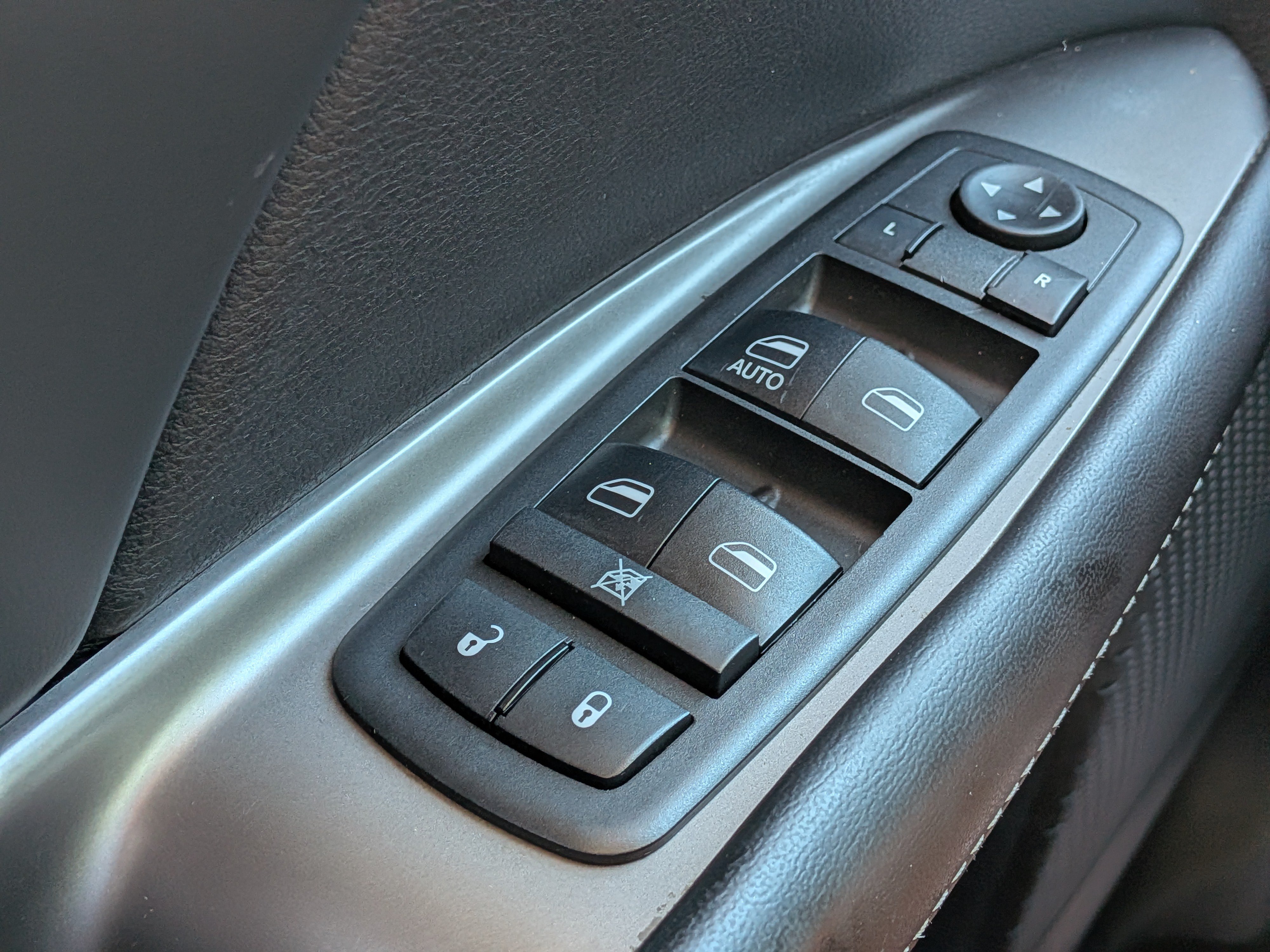 Used 2016 Dodge Journey Crossroad FWD image 22