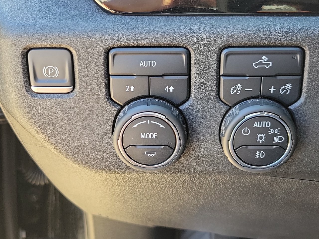 Certified 2023 Chevrolet Silverado 1500 RST AWD/4WD image 30