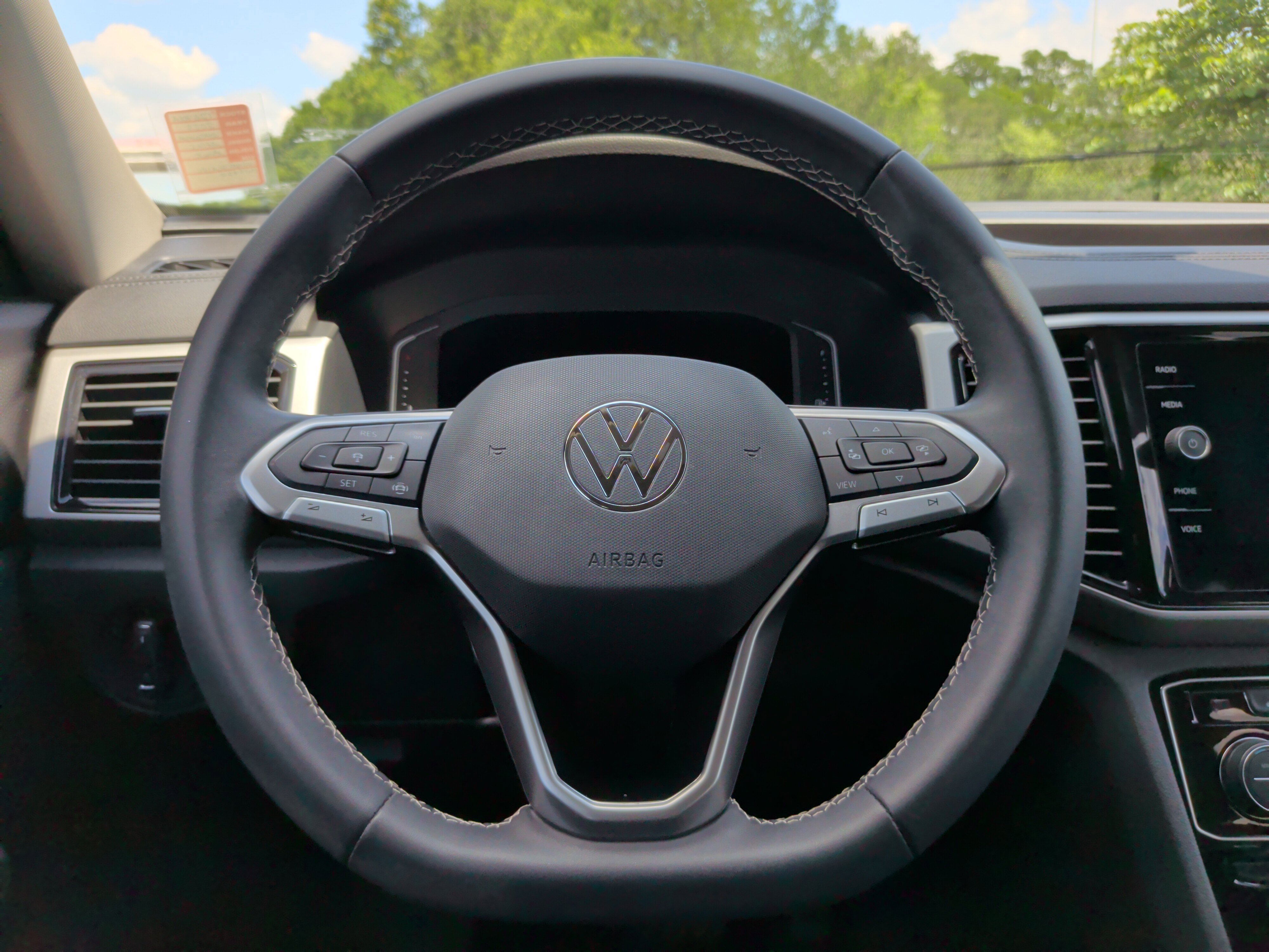 Used 2023 Volkswagen Atlas SE FWD image 19