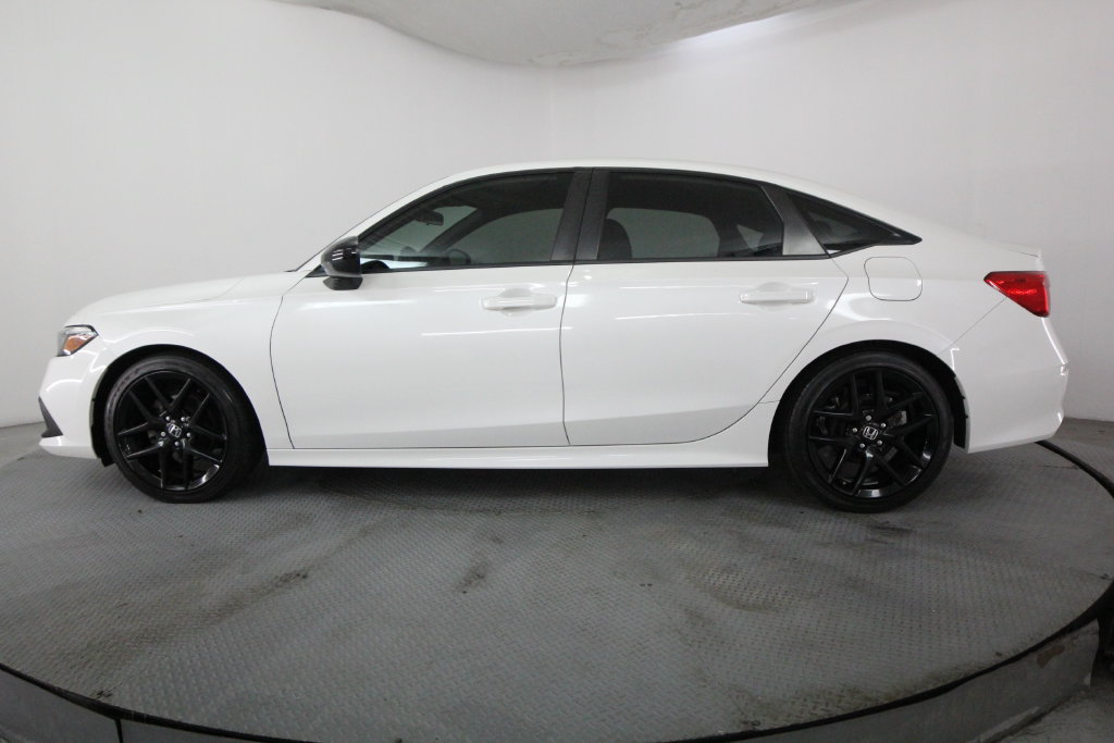 Used 2022 Honda Civic Sport image 5