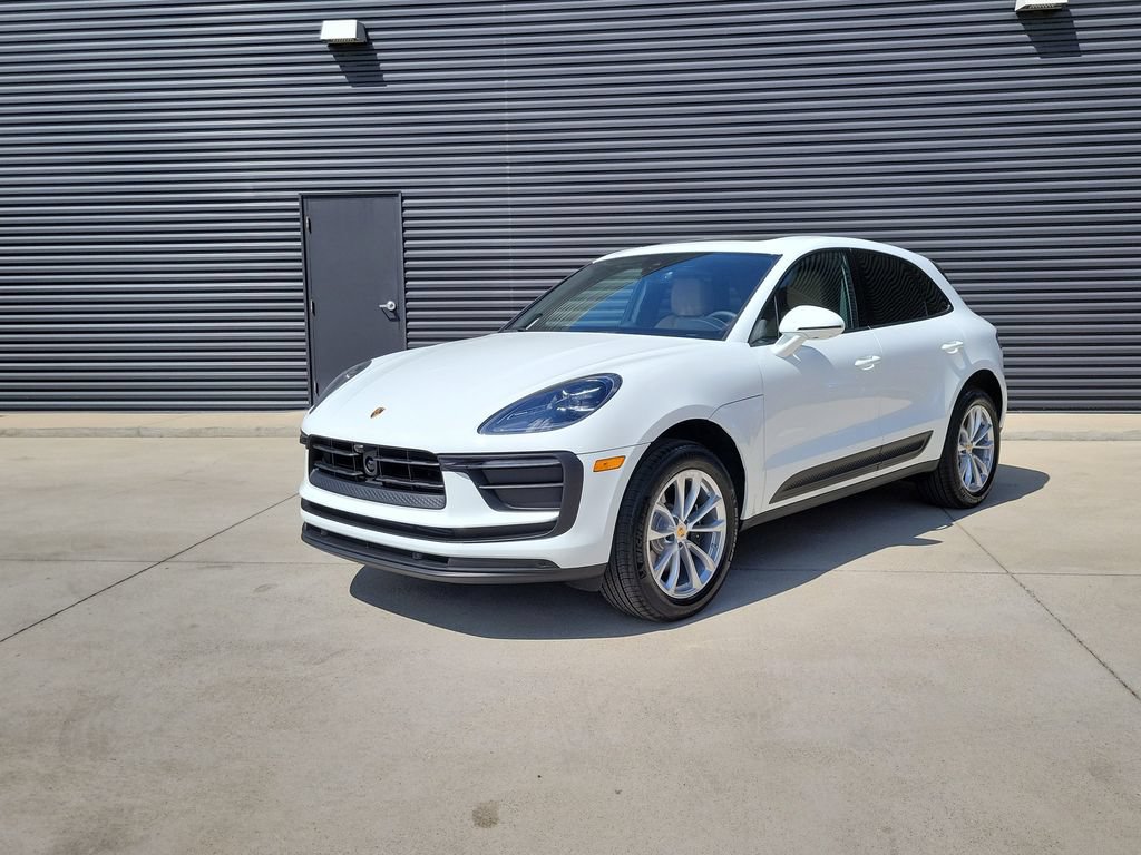 New 2026 Porsche Macan AWD/4WD image 1