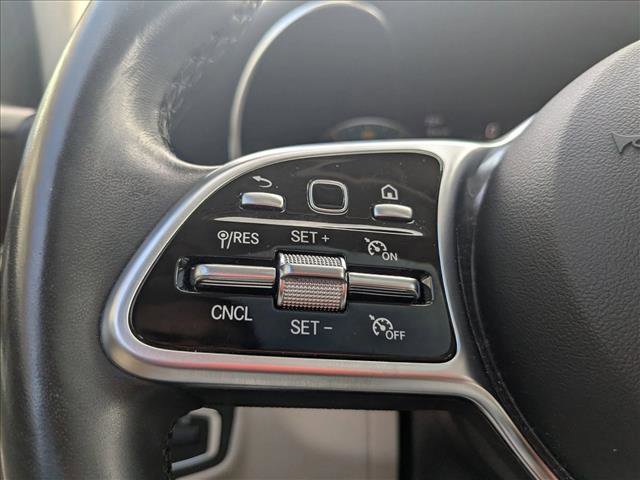 Used 2021 Mercedes-Benz GLC 300 4MATIC image 13