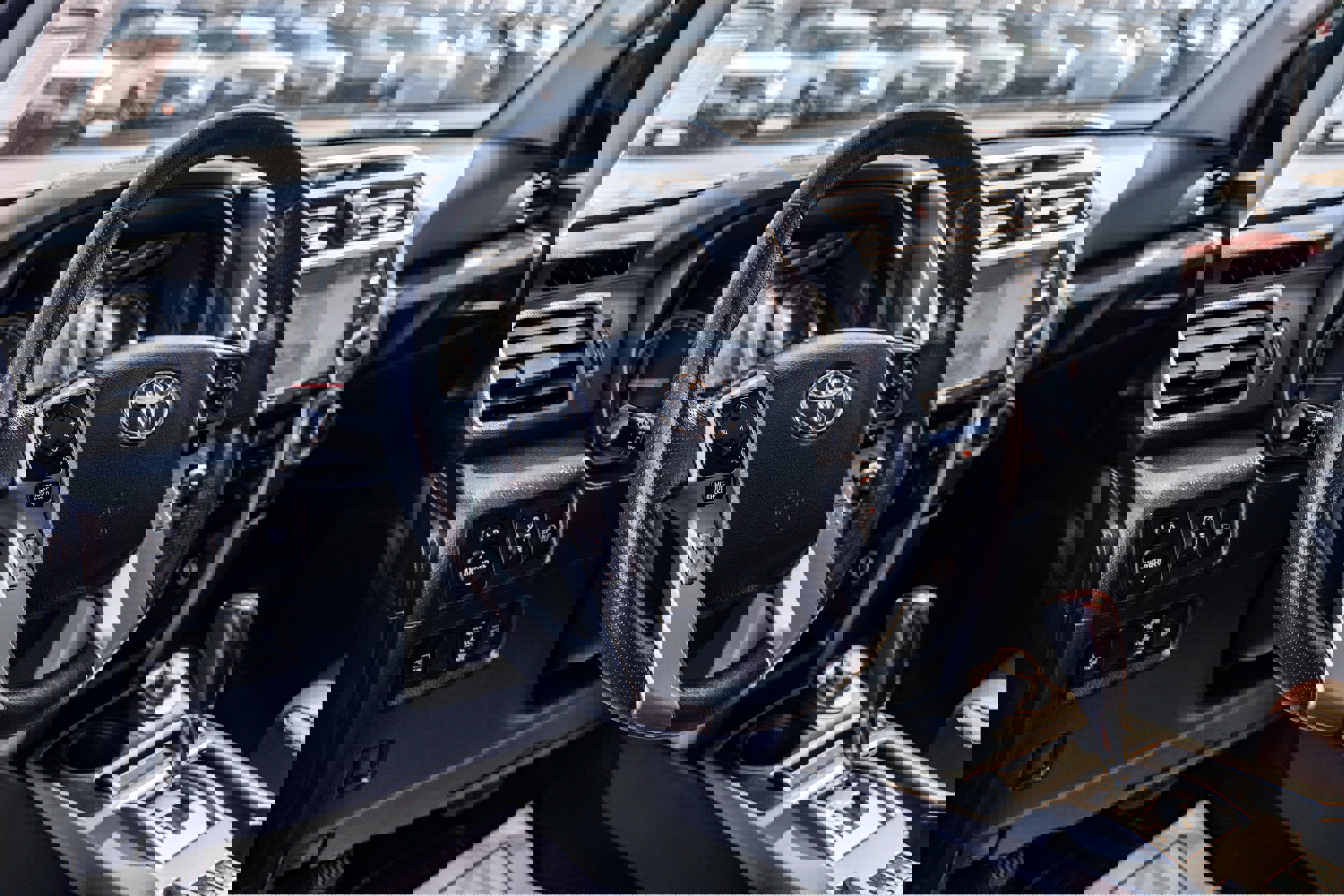 Used 2023 Toyota 4Runner Limited image 8