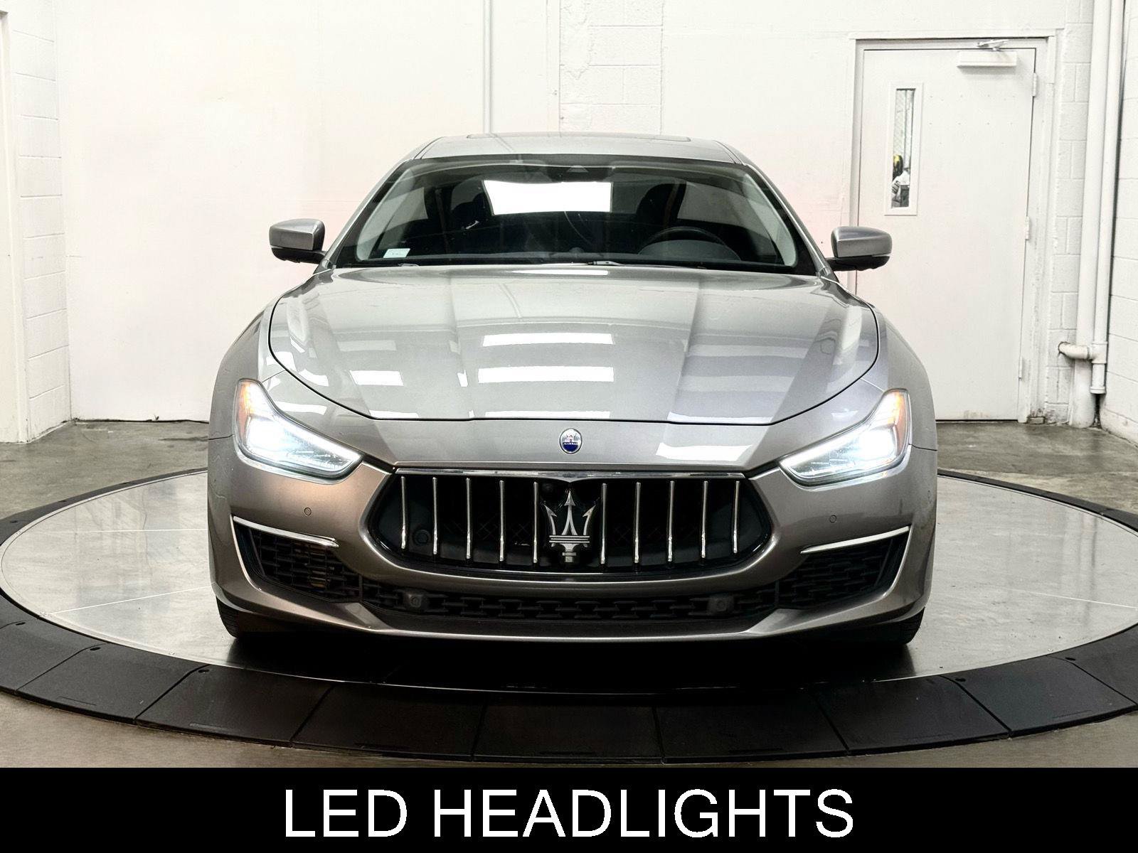 Used 2019 Maserati Ghibli GranLusso RWD image 3