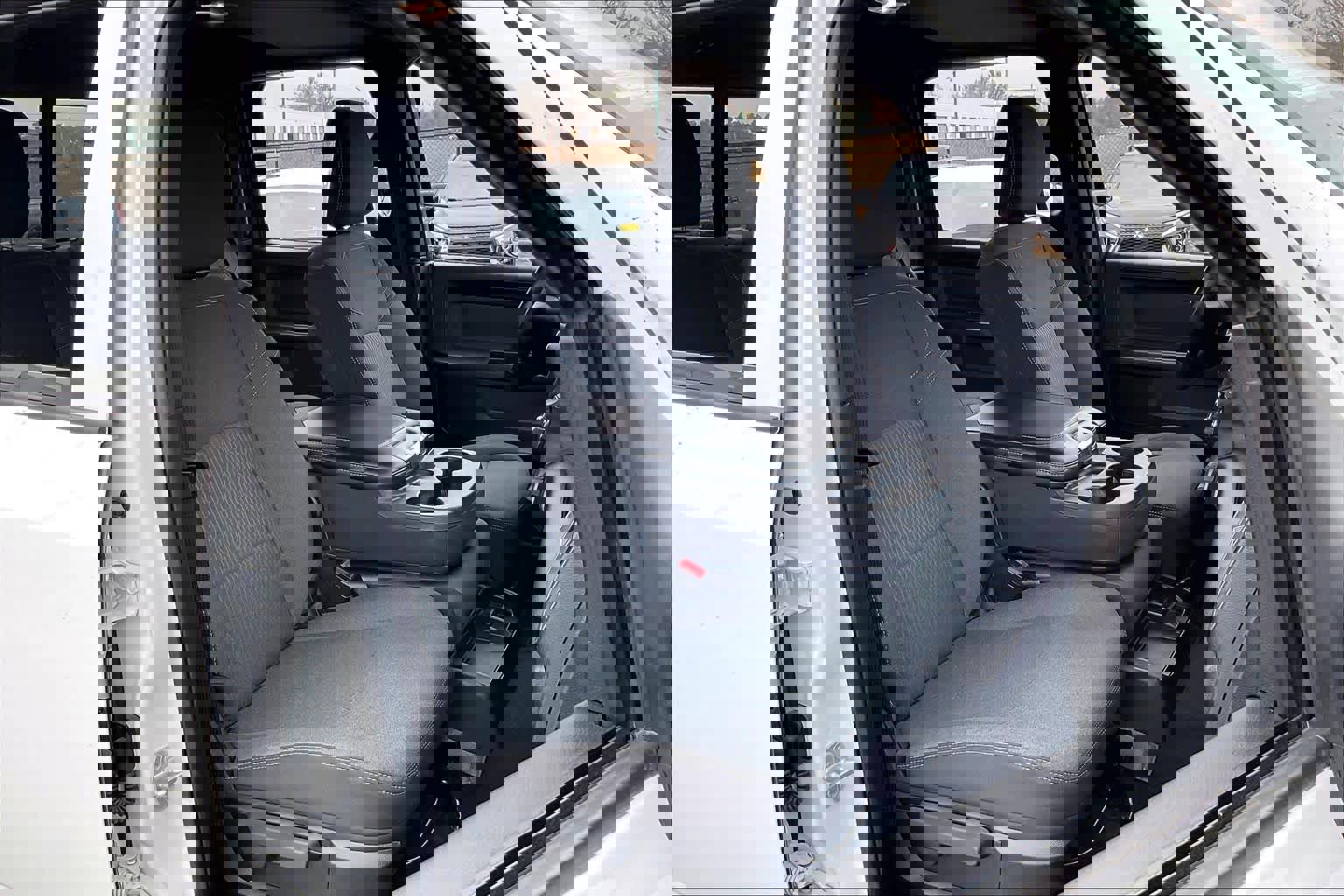 Used 2024 RAM 3500 Tradesman w/ Chrome Appearance Group image 9