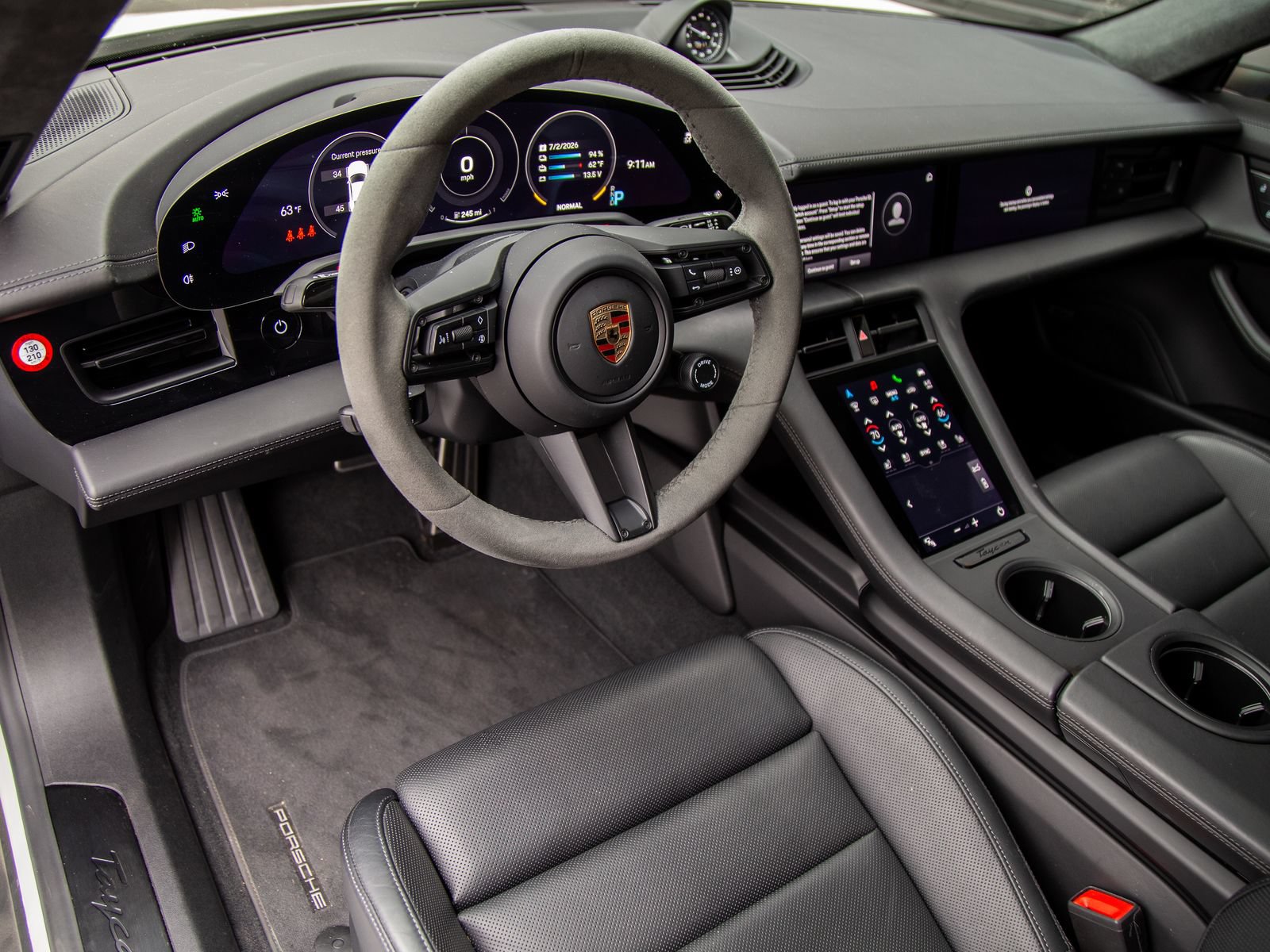 Certified 2024 Porsche Taycan GTS AWD/4WD image 4