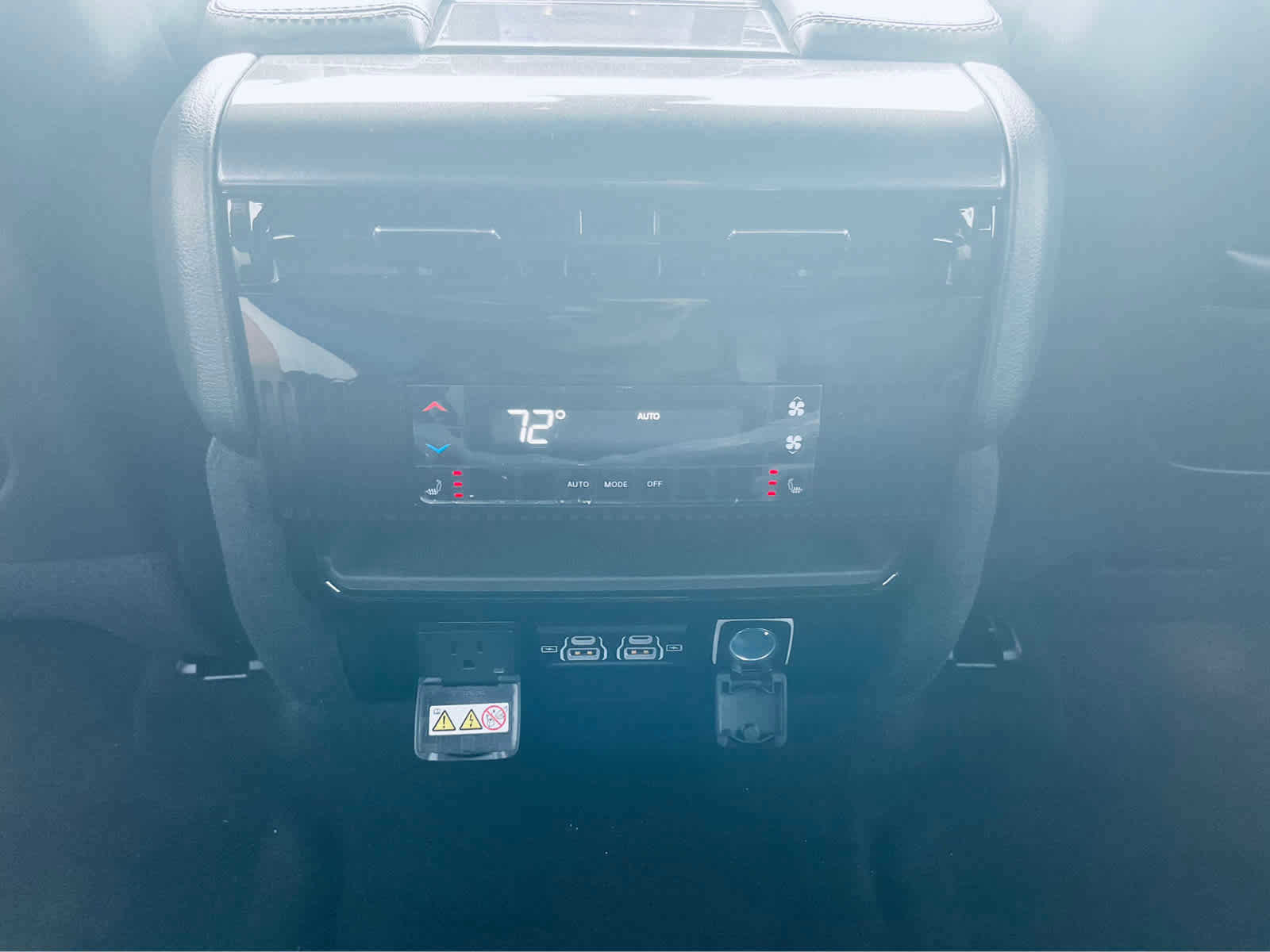 New 2024 Jeep Wagoneer 4WD w/ Convenience Group I image 18