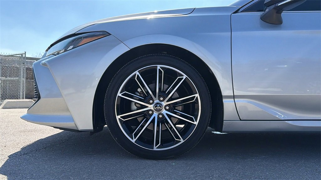 Certified 2020 Toyota Avalon XSE image 12