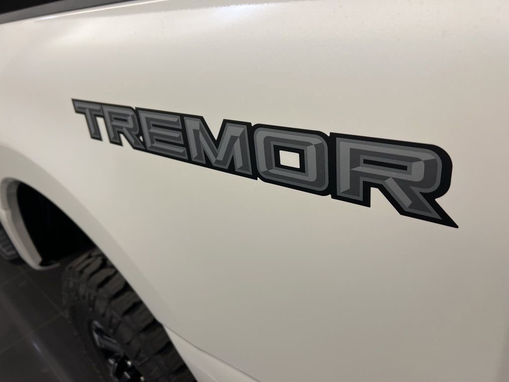 New 2026 Ford F250 Lariat w/ Tremor Off-Road Package image 41