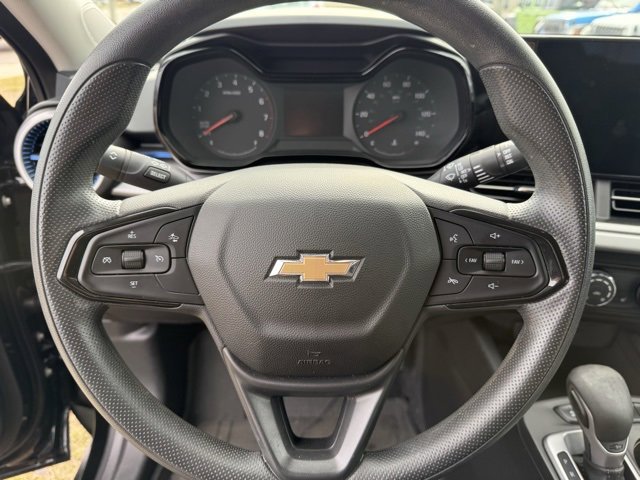 Used 2024 Chevrolet Trax LS w/ LS Convenience Package image 14