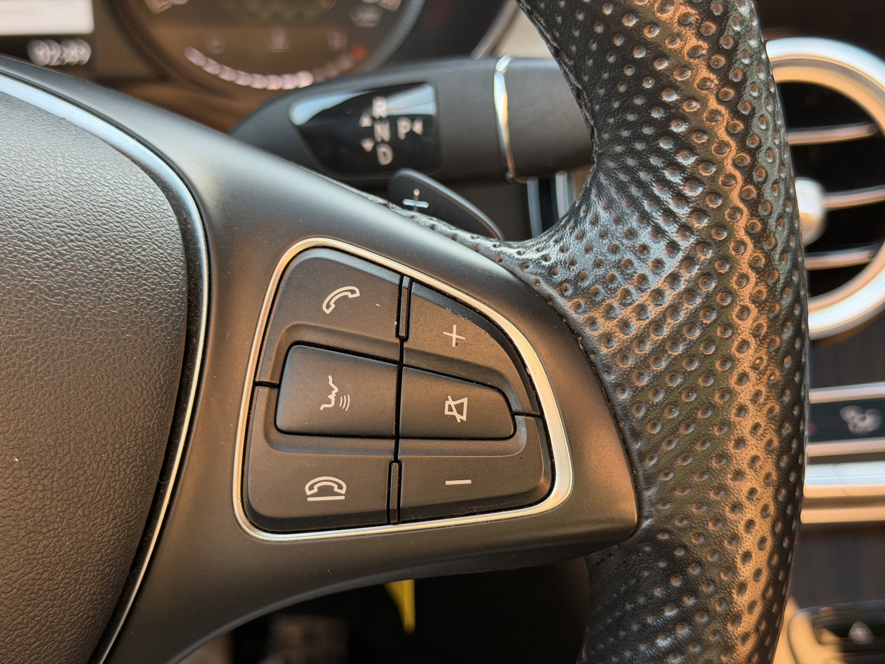 Used 2019 Mercedes-Benz GLC 43 AMG 4MATIC w/ Parking Assistance Package image 32
