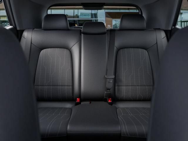 New 2026 Hyundai Venue SE FWD image 12