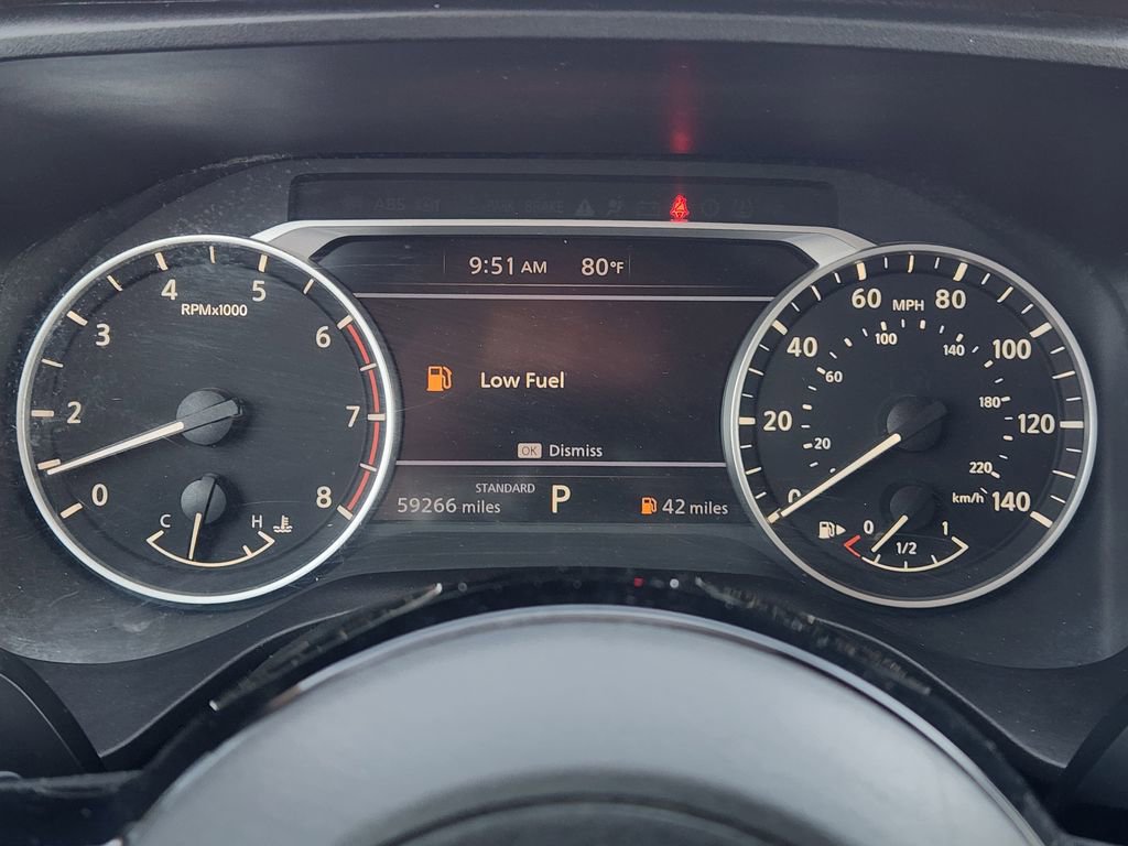 Used 2023 Nissan Rogue SV image 16