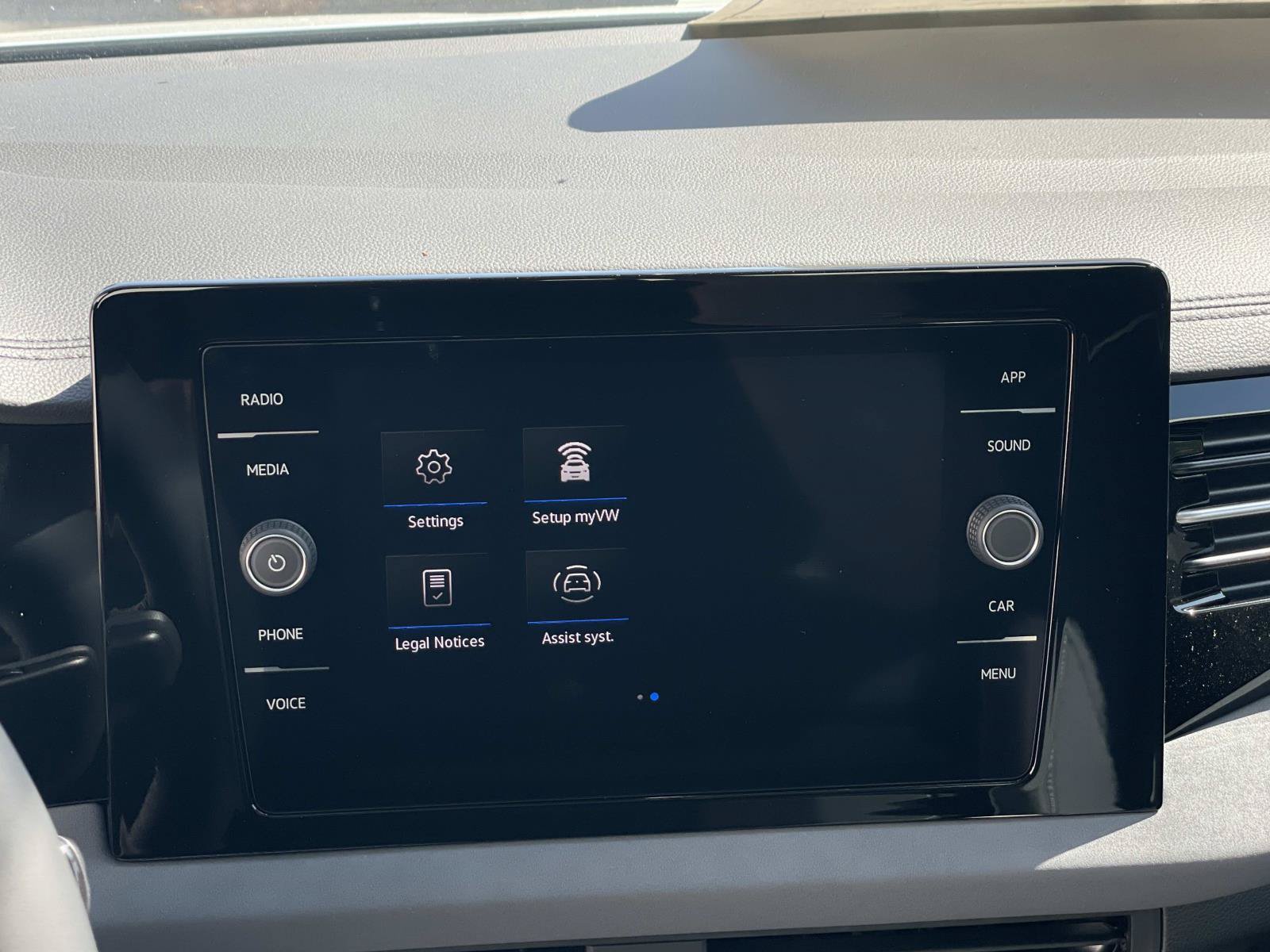 New 2027 Volkswagen Jetta SE FWD image 10