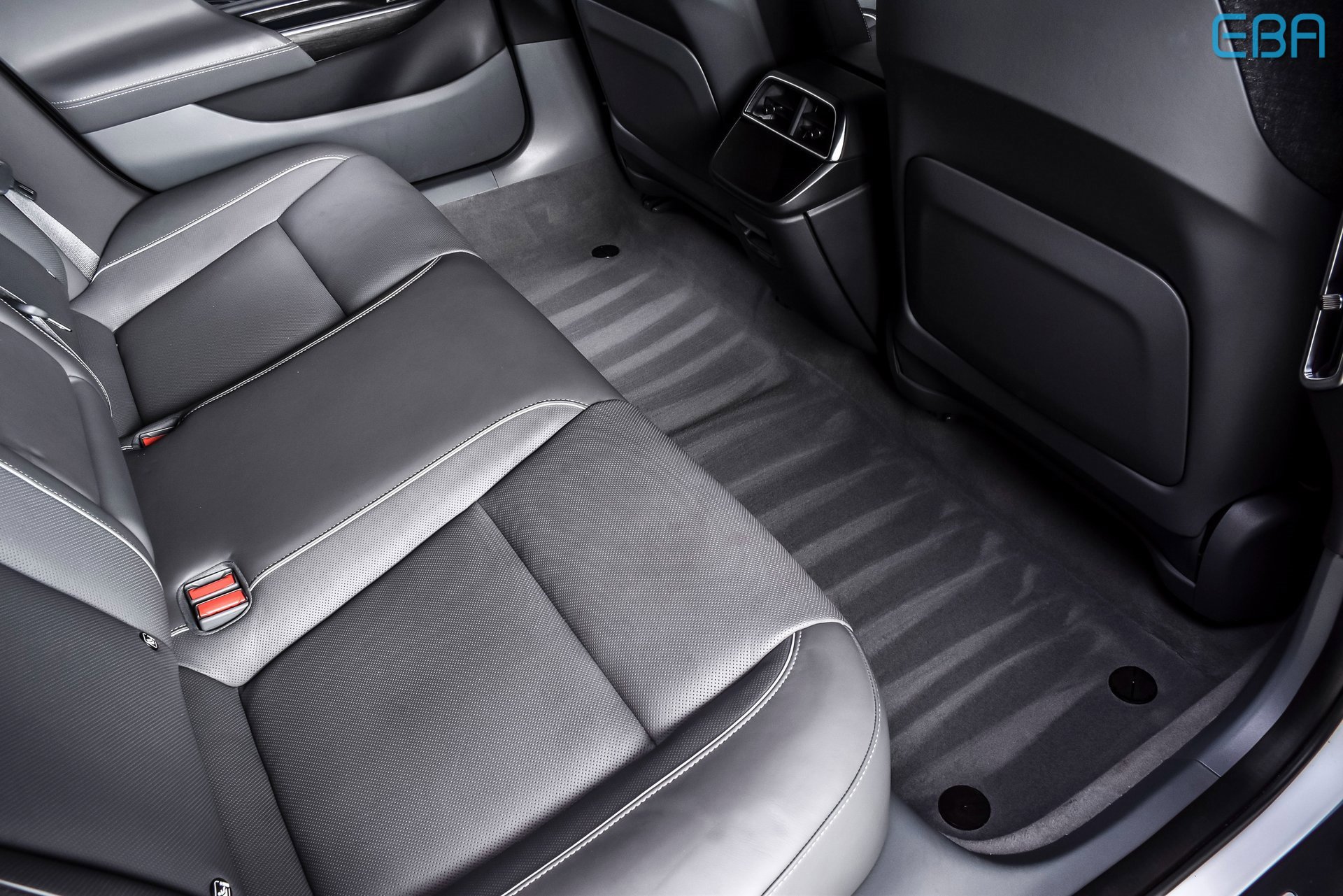 Used 2024 Lucid Air Touring image 23