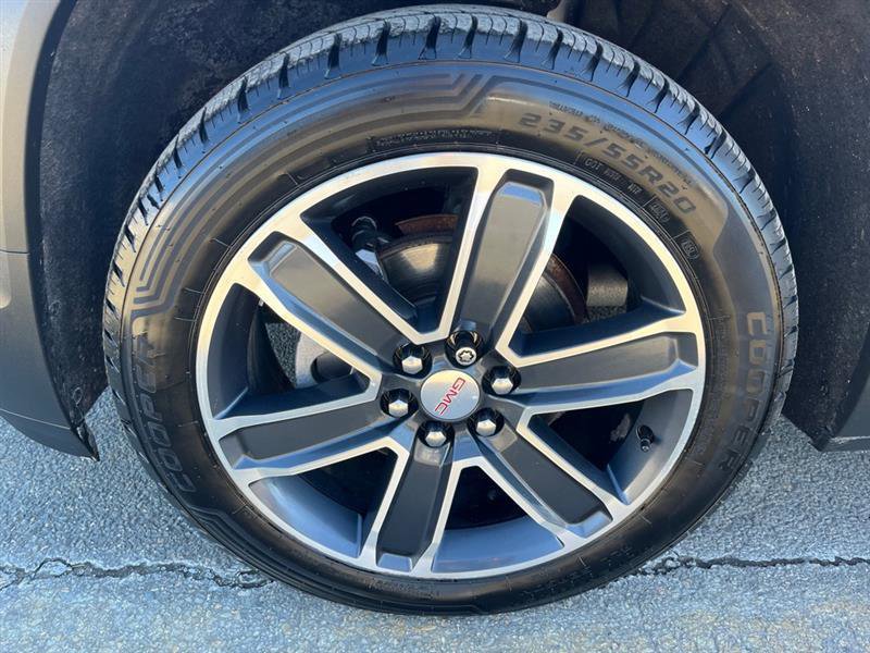 Used 2020 GMC Acadia SLT image 6