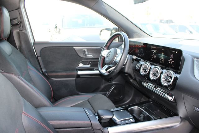 Used 2023 Mercedes-Benz GLA 250 image 5