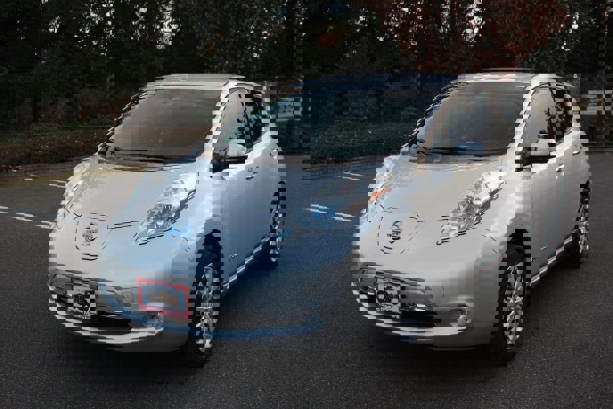 Used 2014 Nissan Leaf S w/ Charge Package image 1