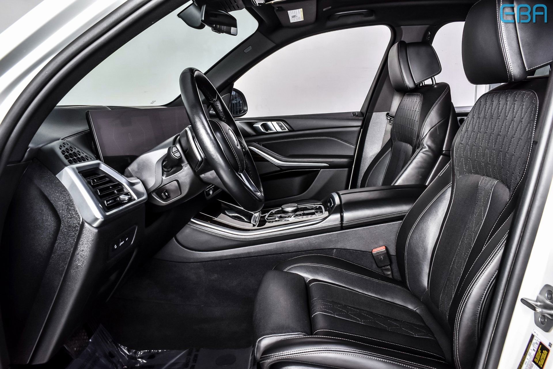 Used 2025 BMW X5 xDrive50e image 16