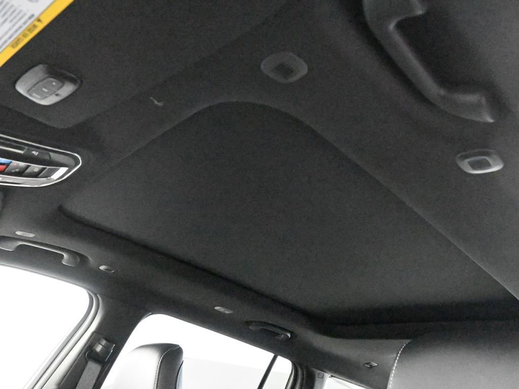 New 2025 Jeep Grand Cherokee L Limited w/ Black Appearance Package image 16