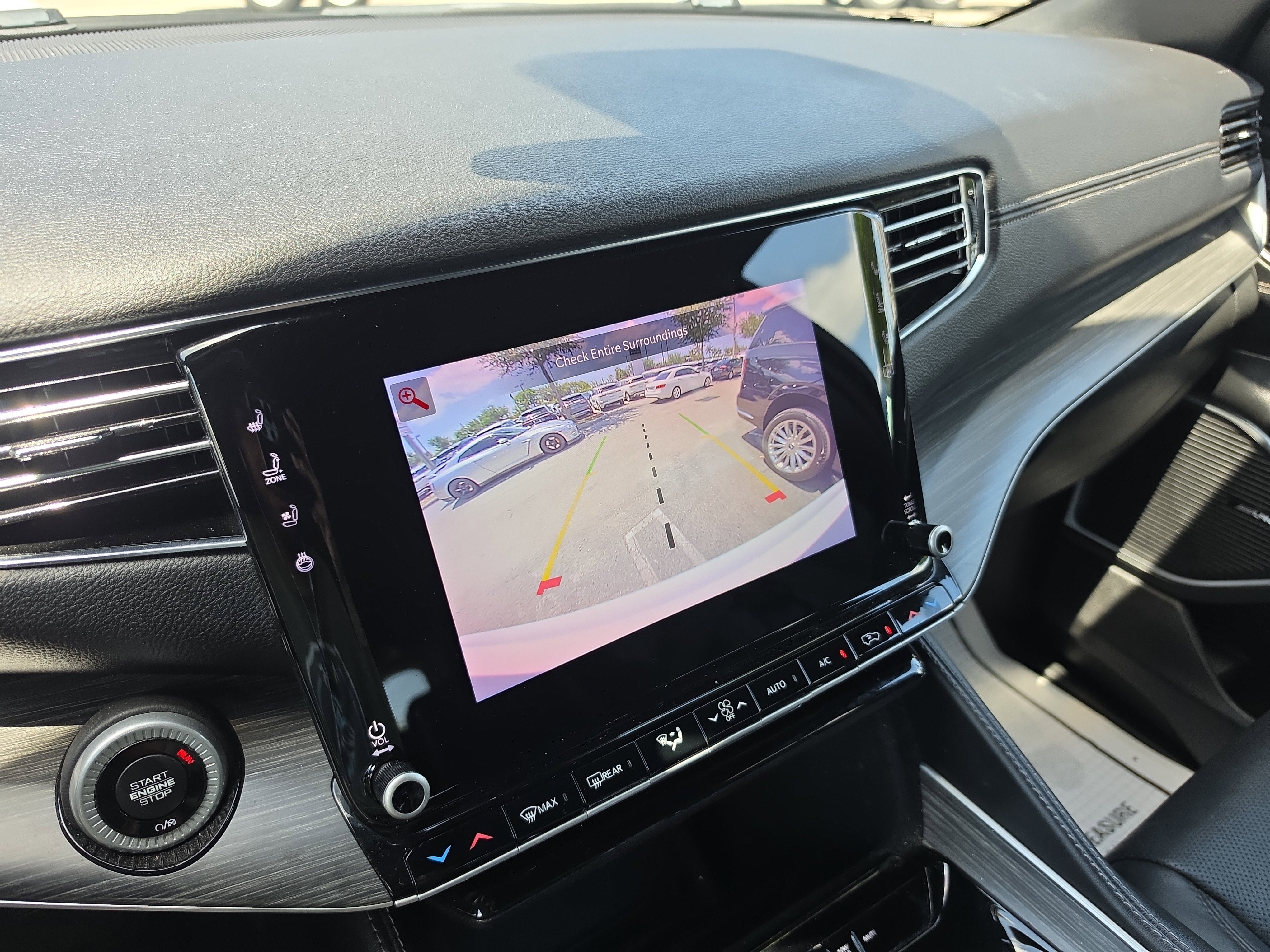 Used 2023 Jeep Wagoneer Series III w/ Preferred Equipment Group image 22