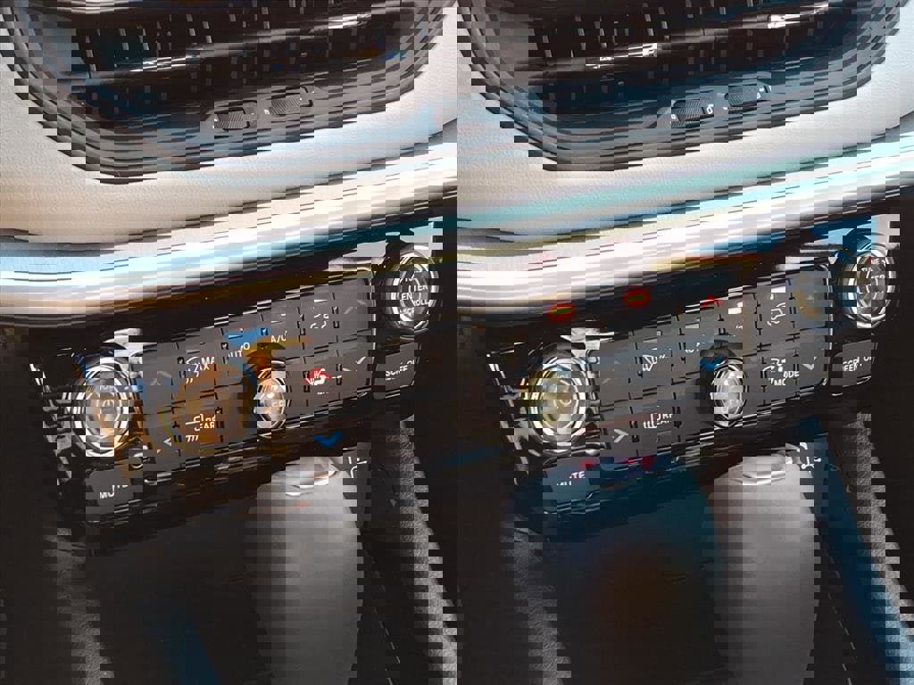 New 2026 Jeep Compass Limited image 10