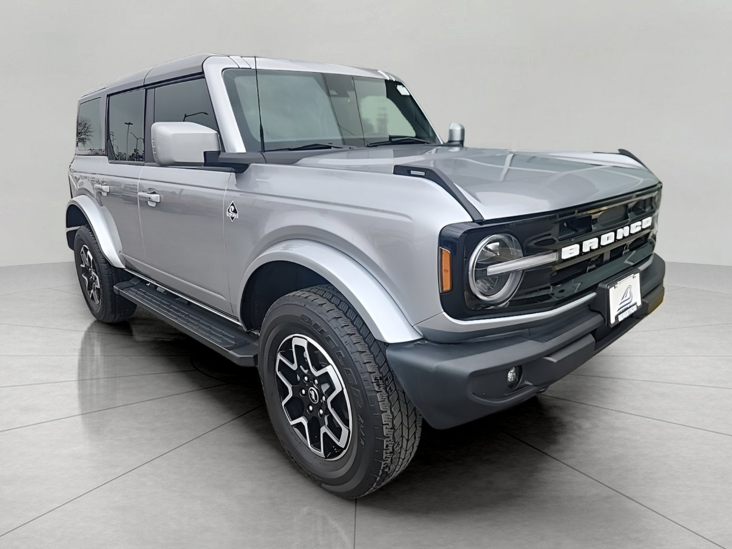 Certified 2024 Ford Bronco Outer Banks image 1