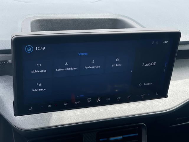 Certified 2025 Ford Maverick XLT w/ XLT Luxury Package image 12