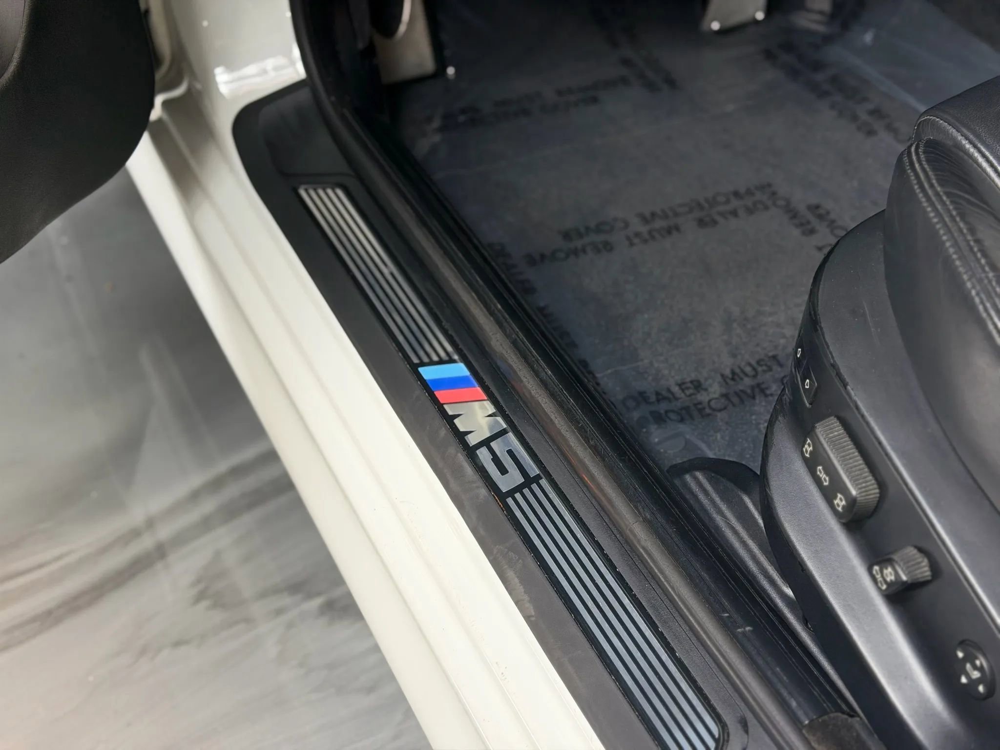 Used 2003 BMW M5 image 21