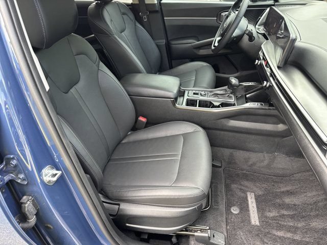 Used 2024 Kia Sorento S w/ Panoramic Sunroof Package FWD image 14