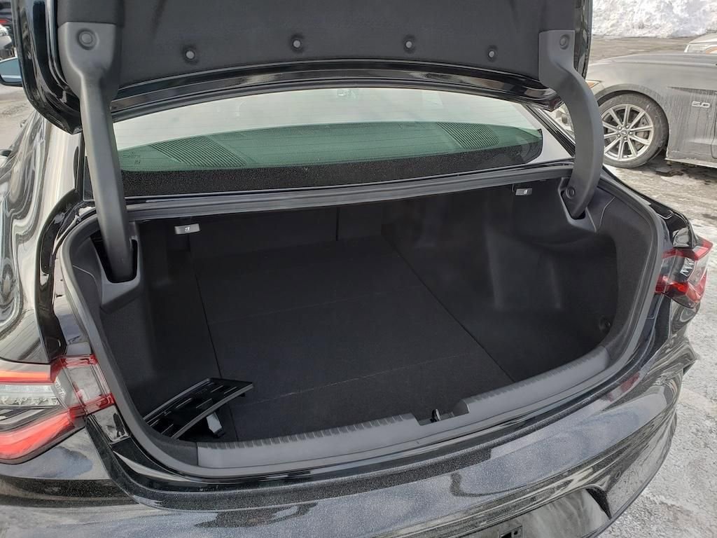 Certified 2025 Acura TLX w/ Technology Package image 8